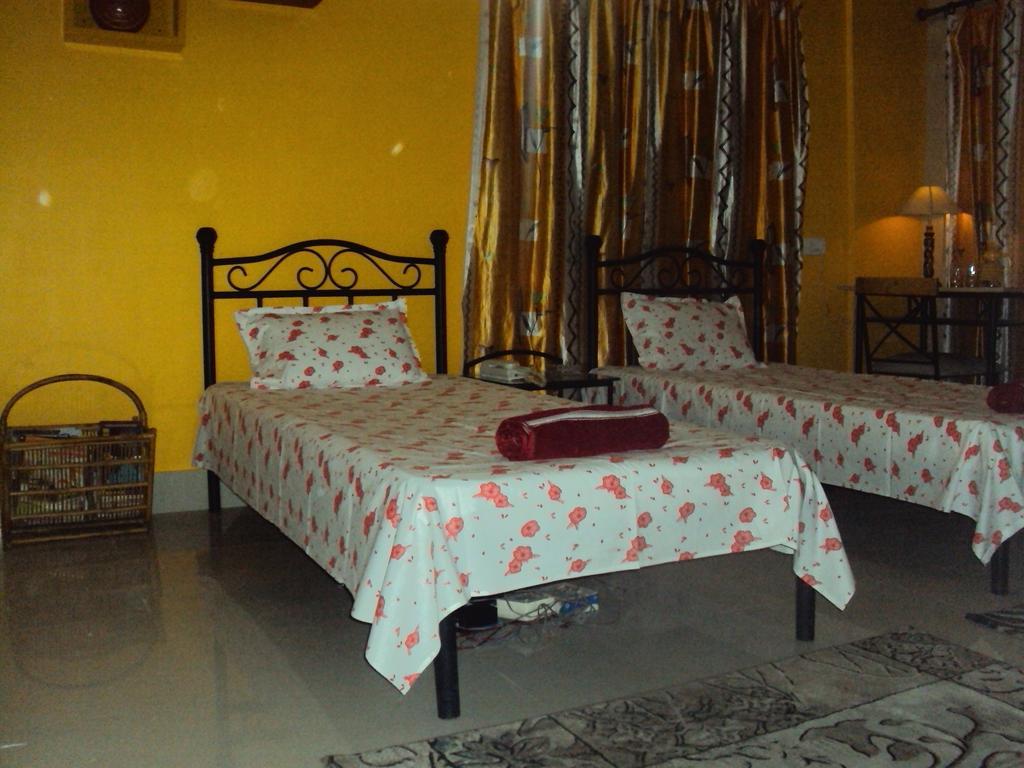 Hotel Kings Castle Guwahati Phòng bức ảnh