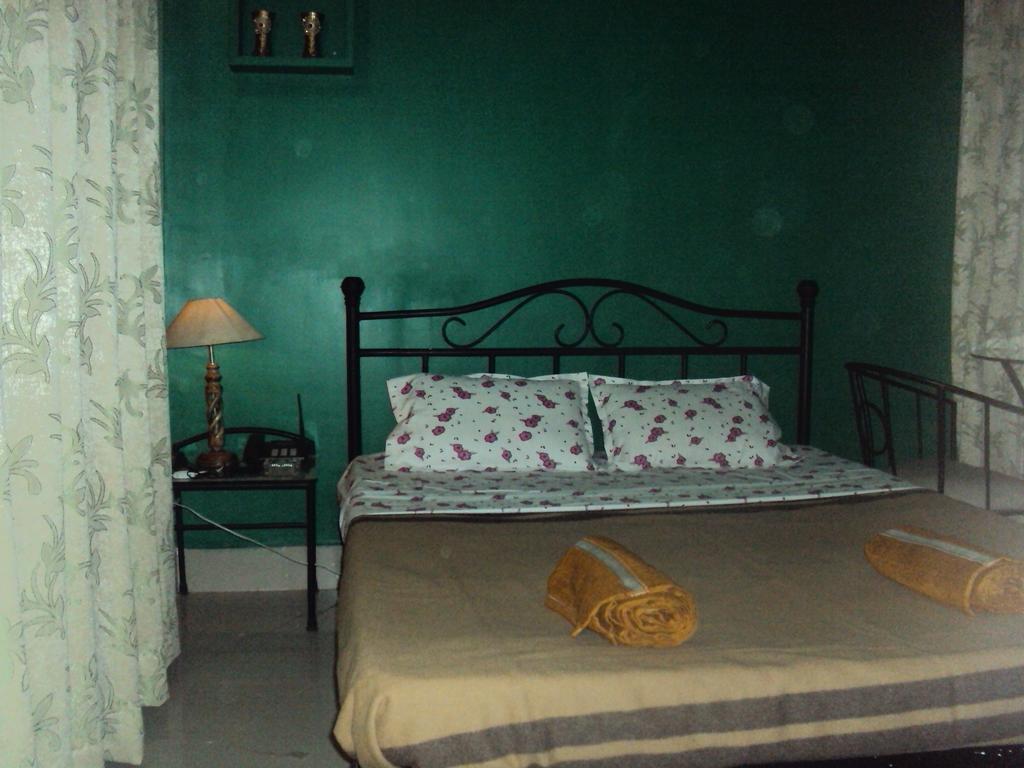 Hotel Kings Castle Guwahati Phòng bức ảnh